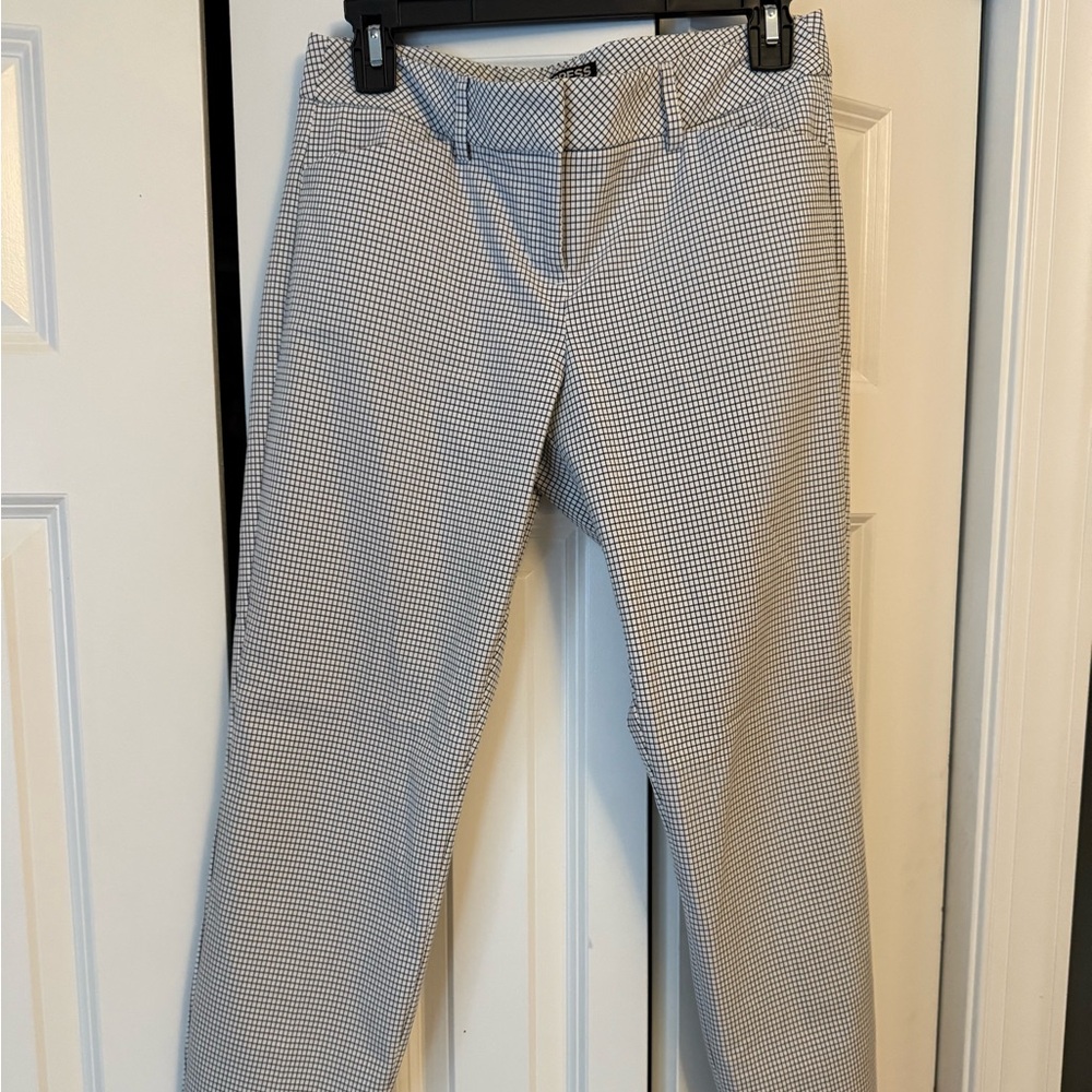 Express Editor White Checkered Dress Pants, Low Rise Size 2